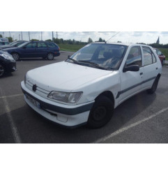 Ceinture arriere droit PEUGEOT 306