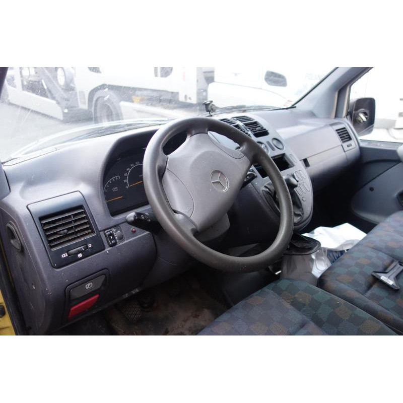 Pompe lave glace avant MERCEDES VITO 638 Photo n°8