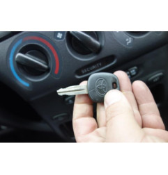 Levier frein à main TOYOTA YARIS 1