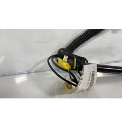 Pretensionneur de ceinture avant droit FORD FIESTA 4