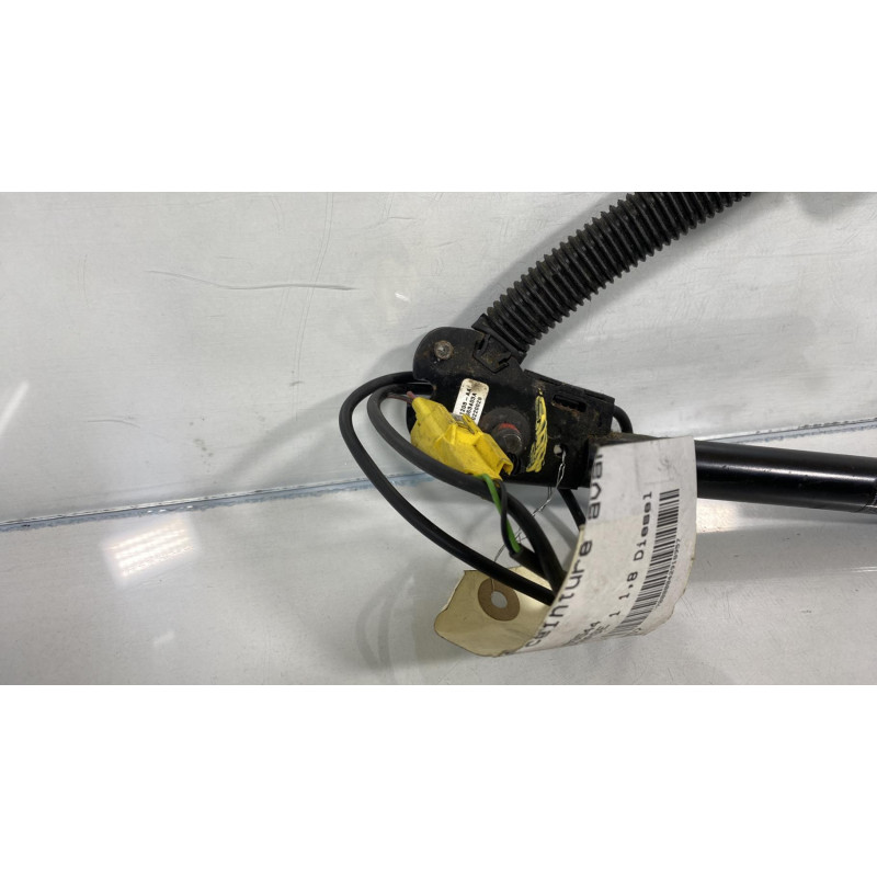 Pretensionneur de ceinture avant droit FORD FIESTA 4 Photo n°2