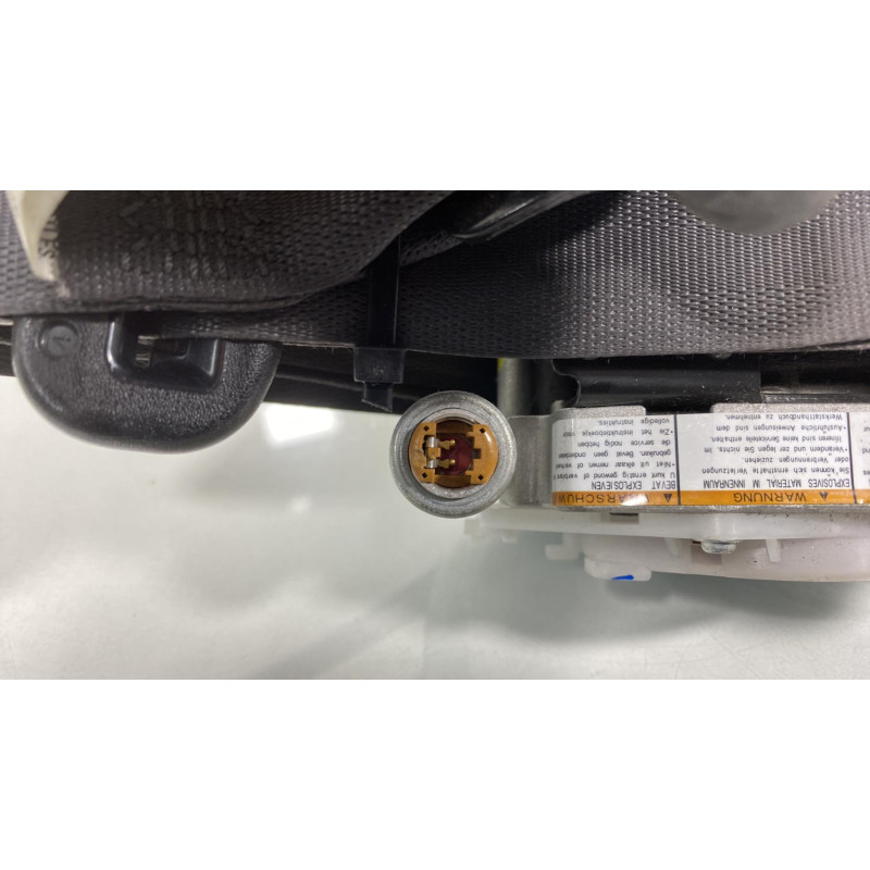Pretensionneur de ceinture avant gauche HONDA JAZZ 3 Photo n°2