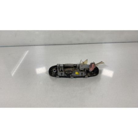 Poignee porte arriere droit KIA RIO 2 Photo n°1