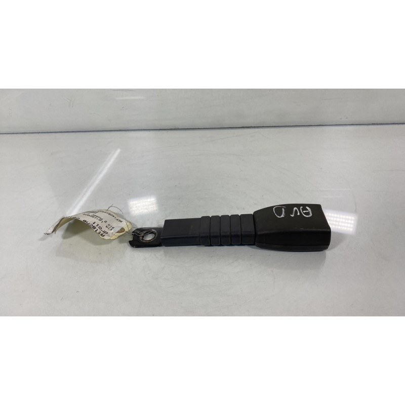 Attache ceinture avant droit KIA RIO 2 Photo n°1