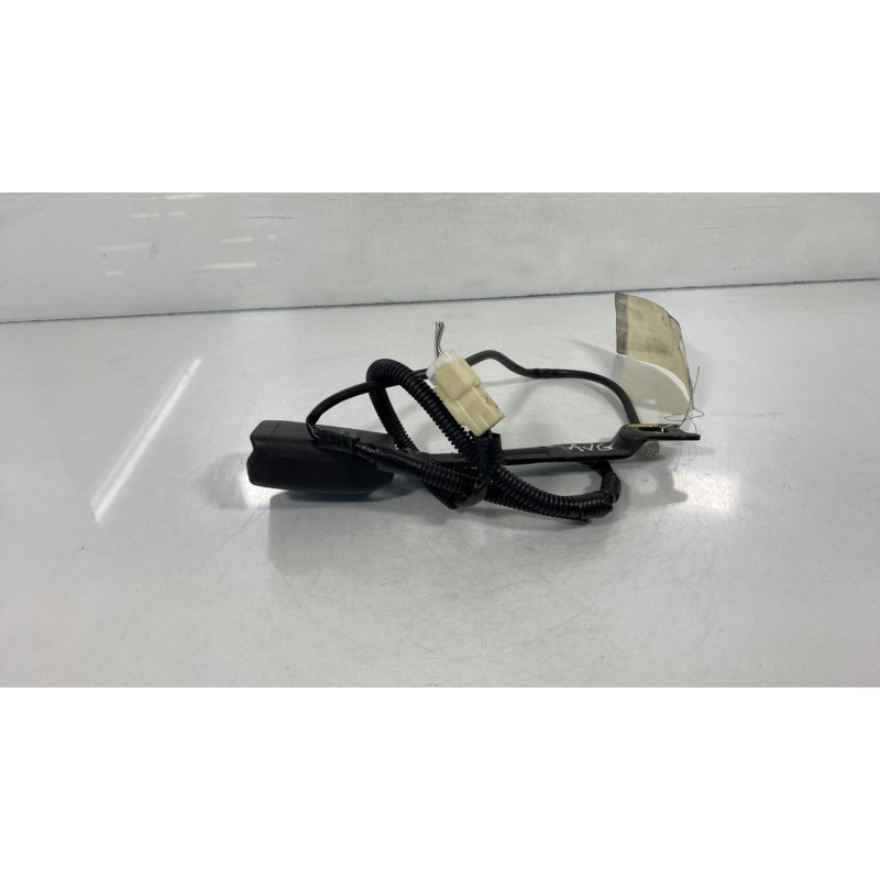 Attache ceinture avant gauche TOYOTA YARIS 2 Photo n°3