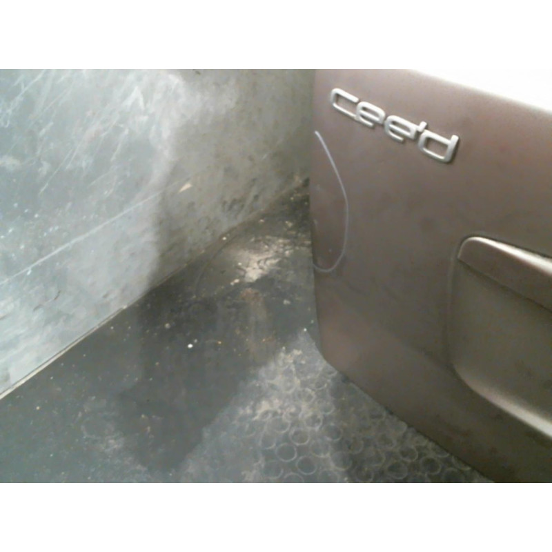 Malle/Hayon arriere KIA CEE-D 1 SPORT WAGON Photo n°3