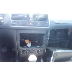 Pretensionneur de ceinture avant droit VOLKSWAGEN GOLF 4
