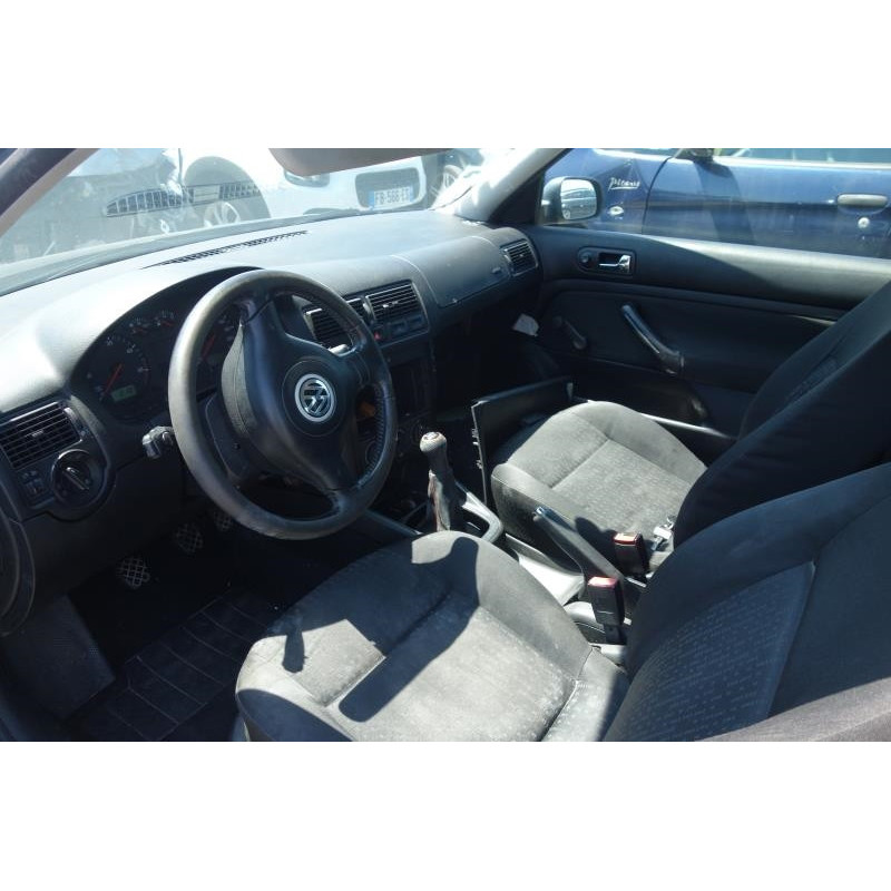 Pretensionneur de ceinture avant droit VOLKSWAGEN GOLF 4 Photo n°9