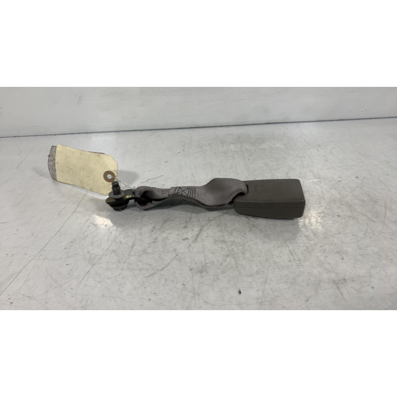 Attache ceinture arriere droit NISSAN NOTE 1 Photo n°2