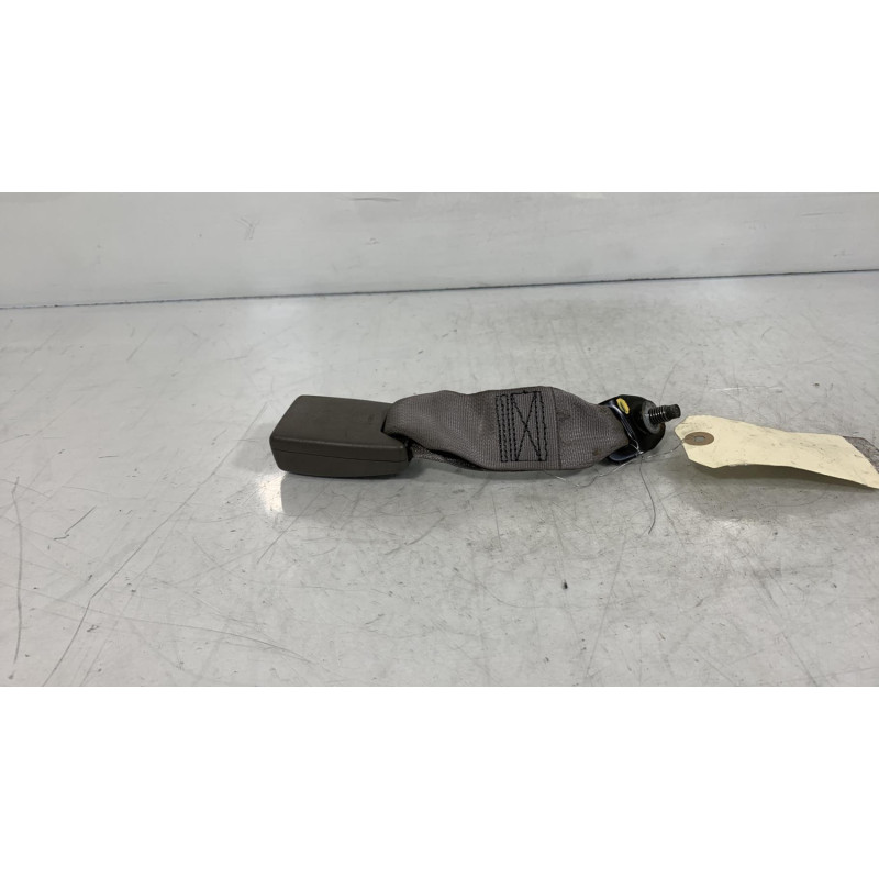 Attache ceinture arriere droit NISSAN NOTE 1 Photo n°3