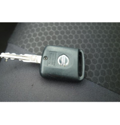 Traverse superieure NISSAN NOTE 1