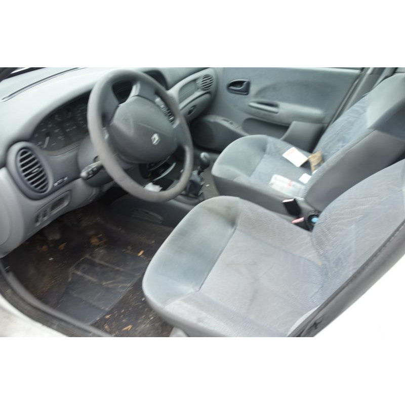 Boitier de prechauffage RENAULT MEGANE 1 Photo n°6