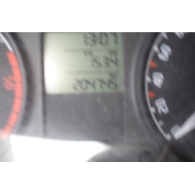 Fermeture de capot SKODA FABIA 2 Photo n°13