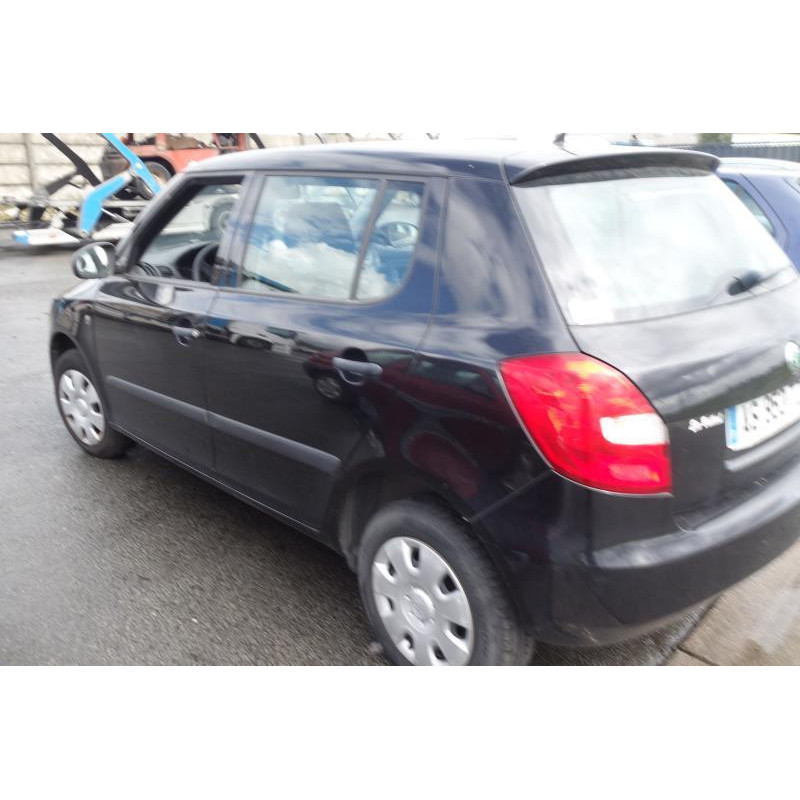 Air bag conducteur SKODA FABIA 2 Photo n°4
