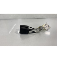 Attache ceinture arriere gauche SKODA FABIA 2