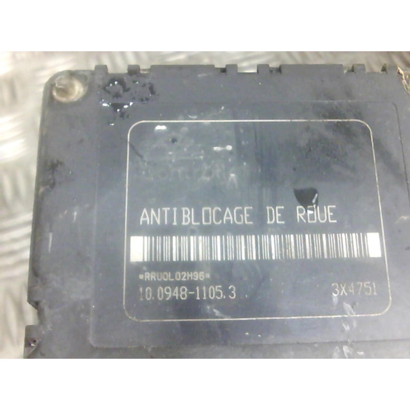 Bloc ABS (freins anti-blocage) PEUGEOT 206 Photo n°3