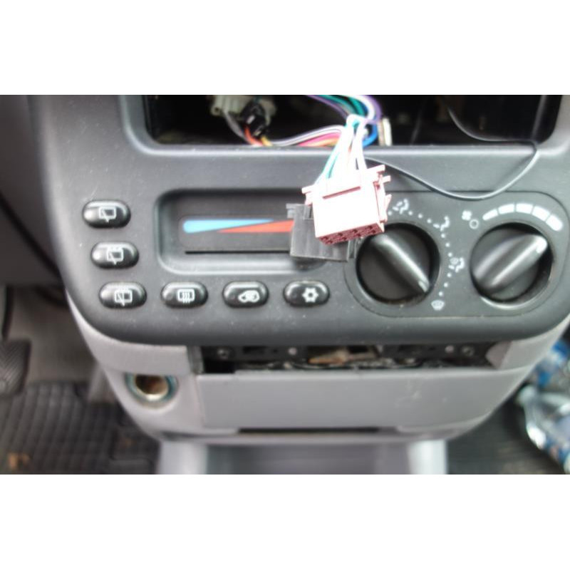 Aile avant gauche CHRYSLER VOYAGER 3 Photo n°6
