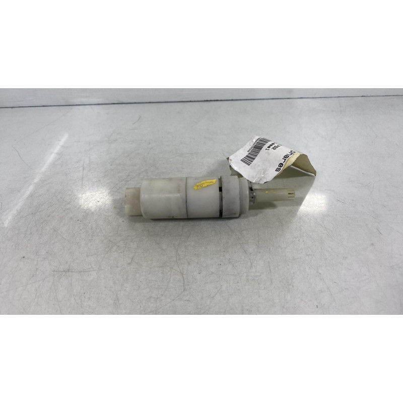 Pompe lave phares CHRYSLER VOYAGER 3 Photo n°2