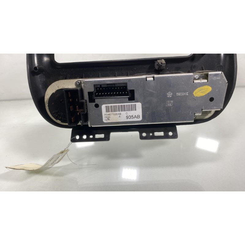 Commande chauffage CHRYSLER VOYAGER 3 Photo n°2