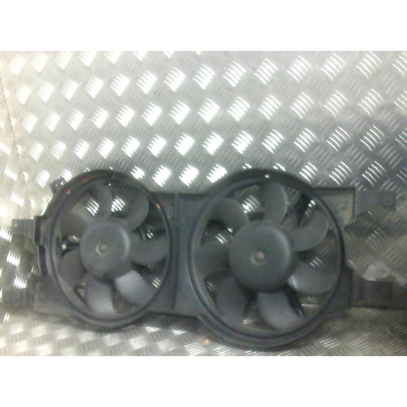 Moto ventilateur radiateur CHRYSLER VOYAGER 3 Photo n°2