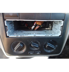 Attache ceinture avant droit SKODA OCTAVIA 1