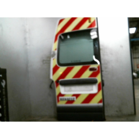Porte de coffre gauche RENAULT MASTER 2 Photo n°1