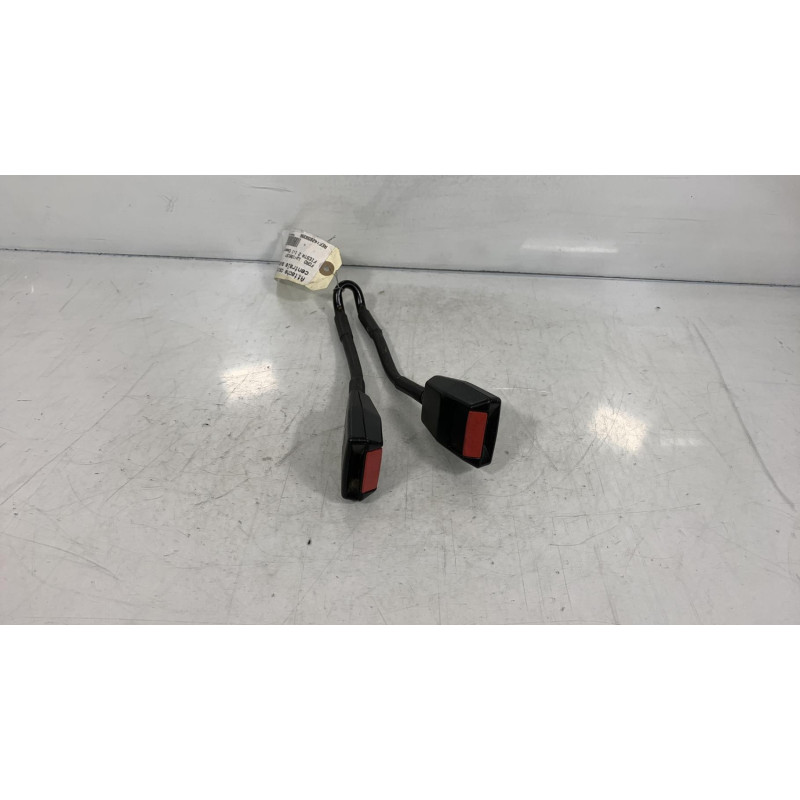 Attache ceinture centrale avant FORD FIESTA 2 Photo n°2