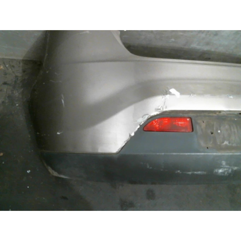 Pare choc arriere FIAT BRAVO 2 Photo n°2