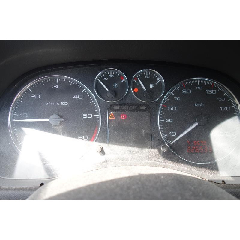 Trappe d'essence PEUGEOT 307 Photo n°8