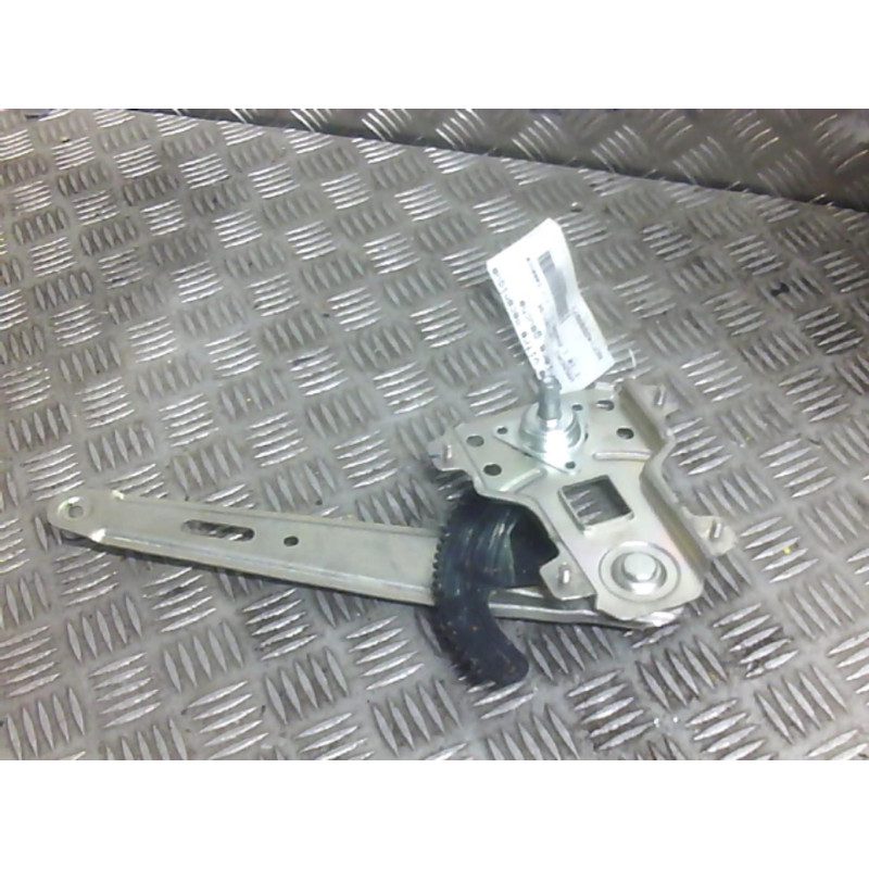 Leve vitre mecanique arriere gauche HYUNDAI I 10 1 Photo n°1