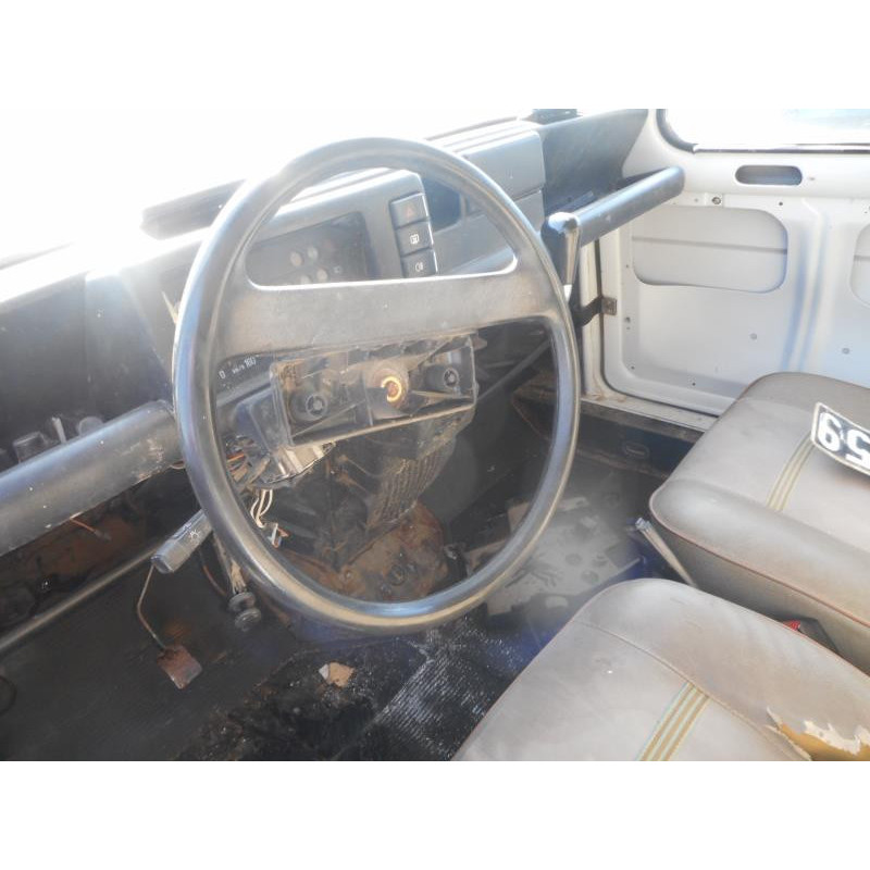 Serrure arriere droit RENAULT R4 FOURGONNETTE Photo n°8