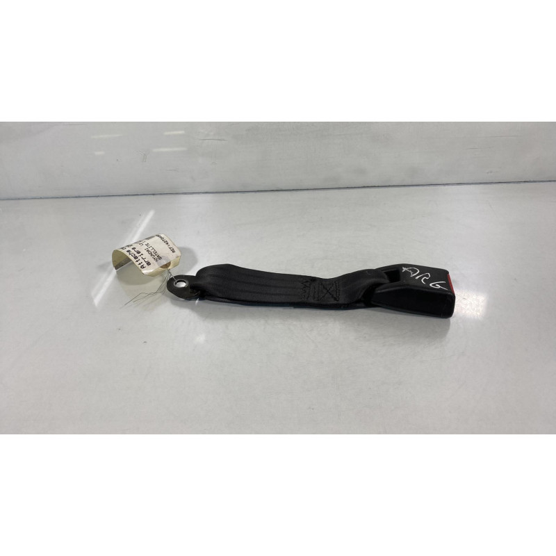 Attache ceinture arriere gauche HYUNDAI SATELLITE 1 Photo n°1