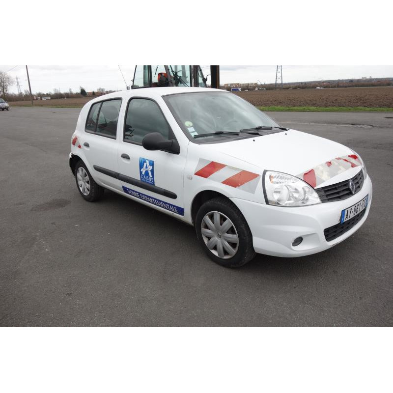Volant RENAULT CLIO 2 CAMPUS Photo n°3