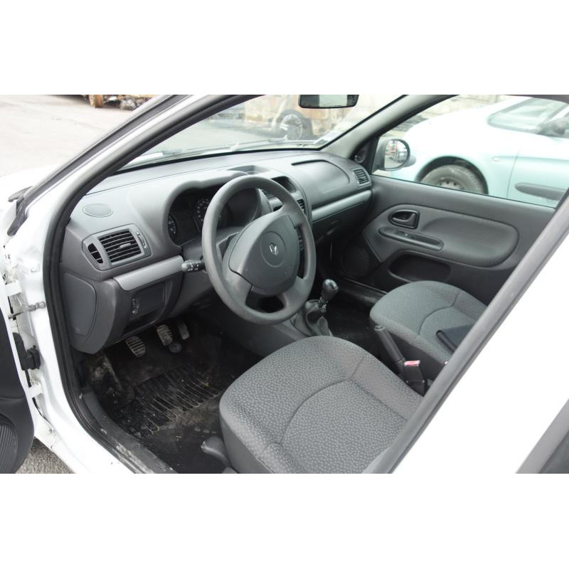 Volant RENAULT CLIO 2 CAMPUS Photo n°5