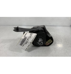 Pretensionneur de ceinture arriere droit VOLKSWAGEN PASSAT 4