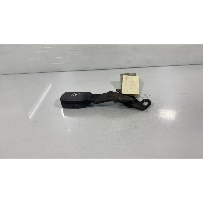 Attache ceinture arriere gauche OPEL FRONTERA B Photo n°2