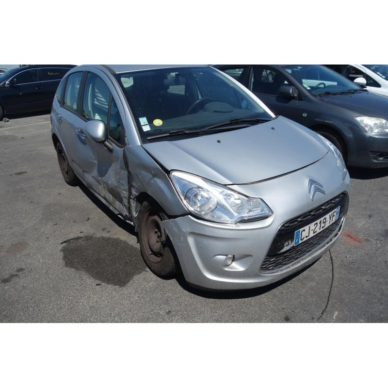 Attache ceinture avant gauche CITROEN C3 2 Photo n°9