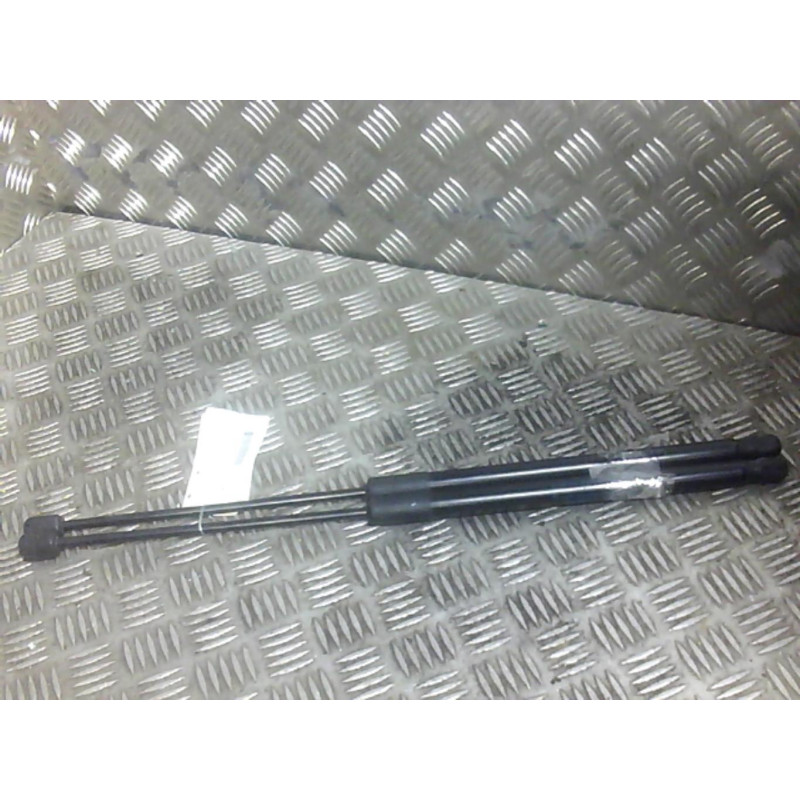 Verin de coffre FORD MONDEO 3 Photo n°1