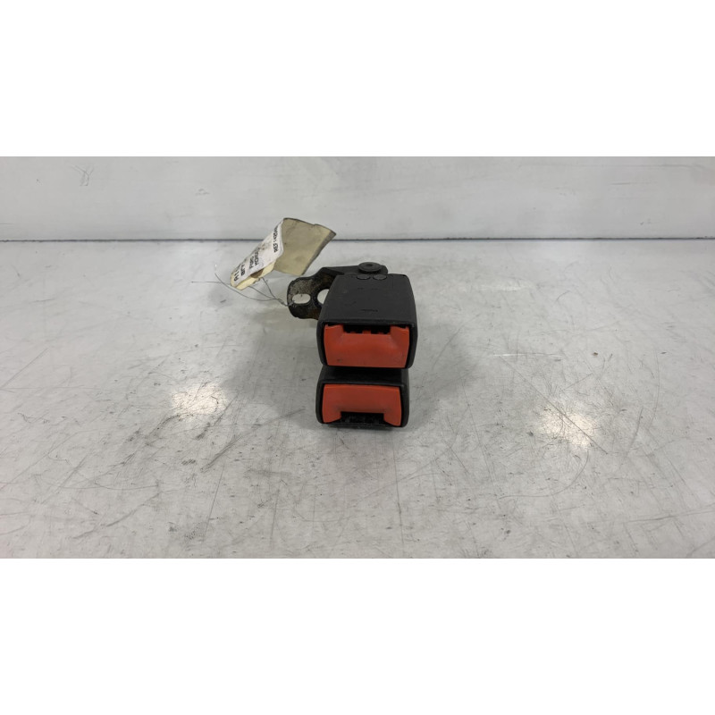Attache ceinture arriere droit FORD MONDEO 3 Photo n°1