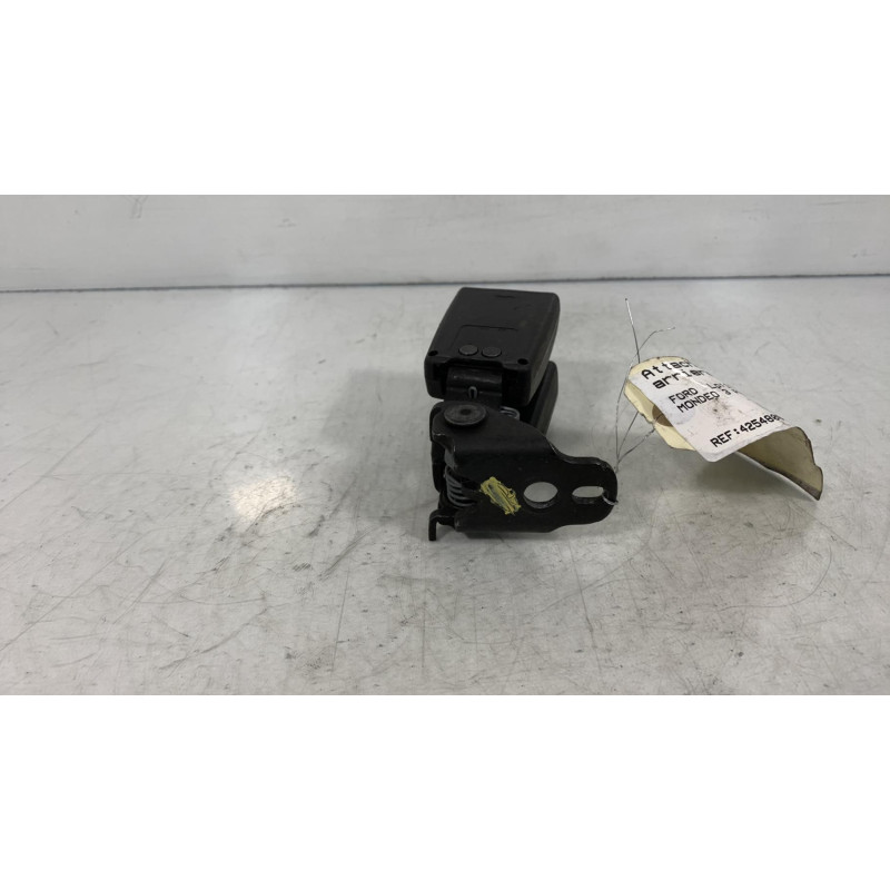 Attache ceinture arriere droit FORD MONDEO 3 Photo n°2