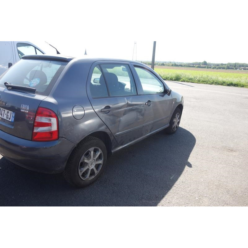 Fermeture de capot SKODA FABIA 1 Photo n°7