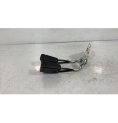 Attache ceinture arriere gauche SKODA FABIA 1