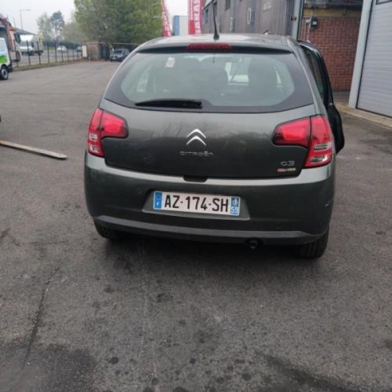 Feu arriere secondaire gauche (feux) CITROEN C3 2 Photo n°5