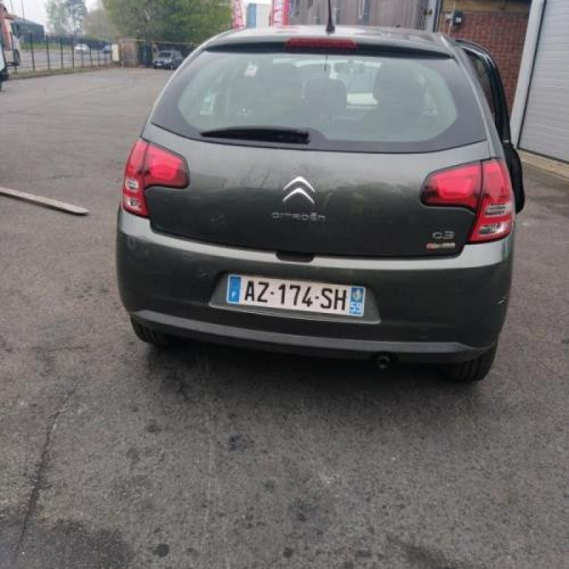 Feu arriere secondaire gauche (feux) CITROEN C3 2 Photo n°6