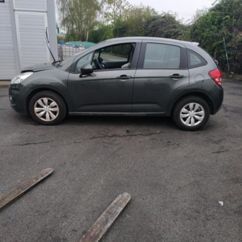 Feu arriere secondaire gauche (feux) CITROEN C3 2 Photo n°7