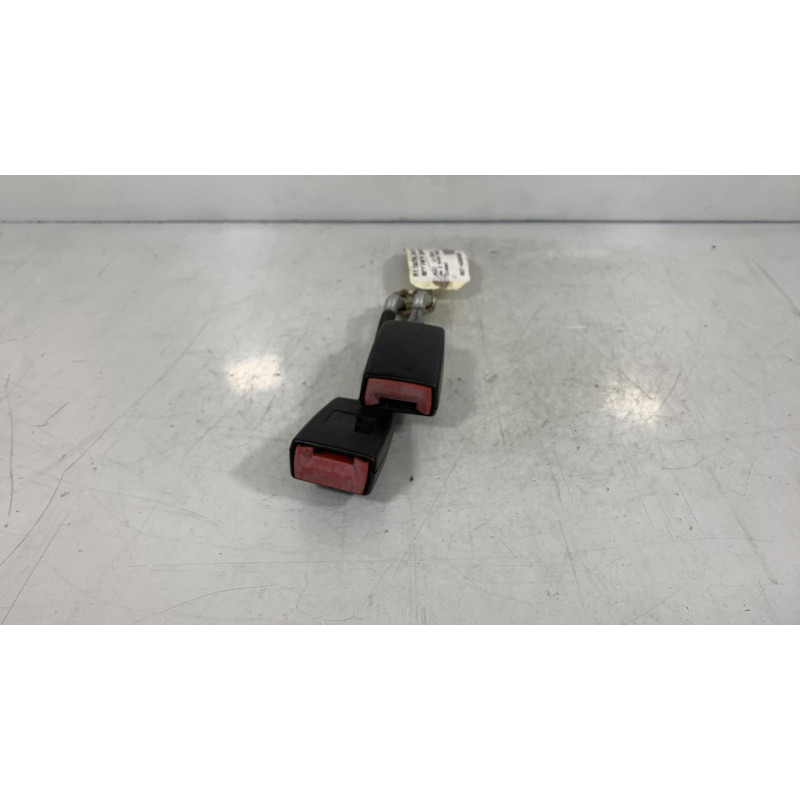 Attache ceinture arriere gauche AUDI A4 2 Photo n°3