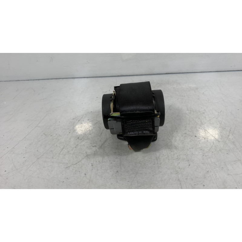 Ceinture arriere gauche AUDI A4 2 Photo n°1