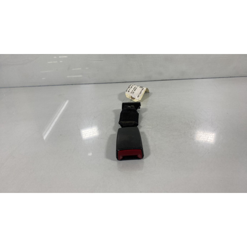 Attache ceinture arriere gauche ALFA ROMEO 159 Photo n°3