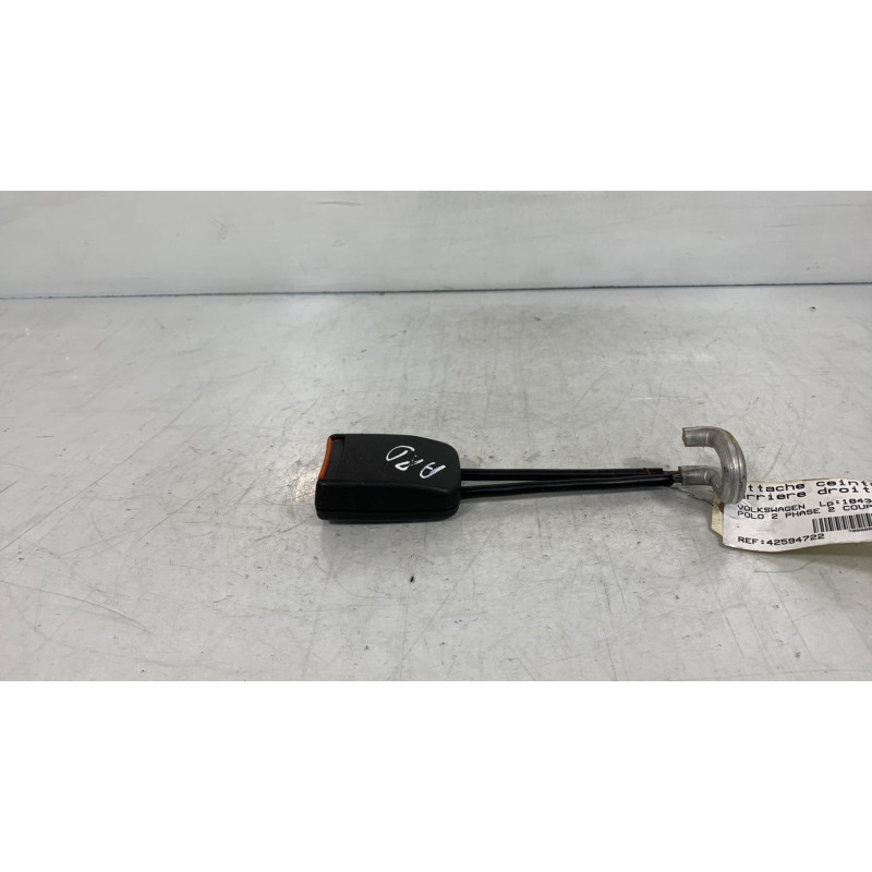 Attache ceinture arriere droit VOLKSWAGEN POLO 2 Photo n°3