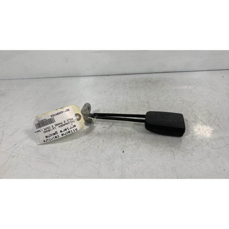Attache ceinture arriere gauche VOLKSWAGEN POLO 2 Photo n°3